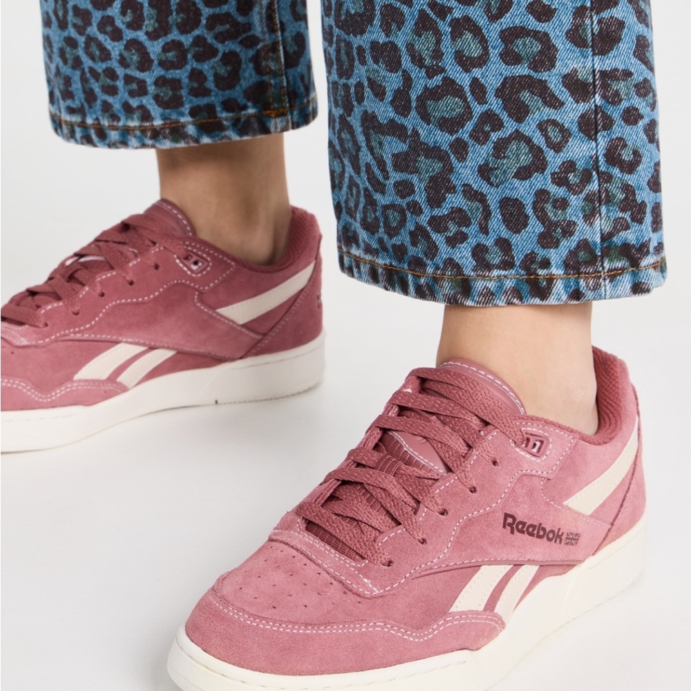 Reebok Mauve and White Casual Sneakers